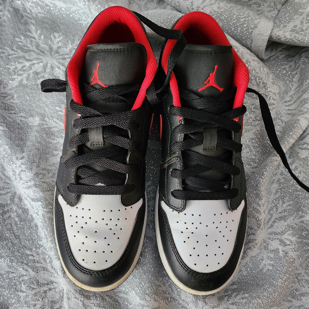 Nike Air Jordan Lows 6Y